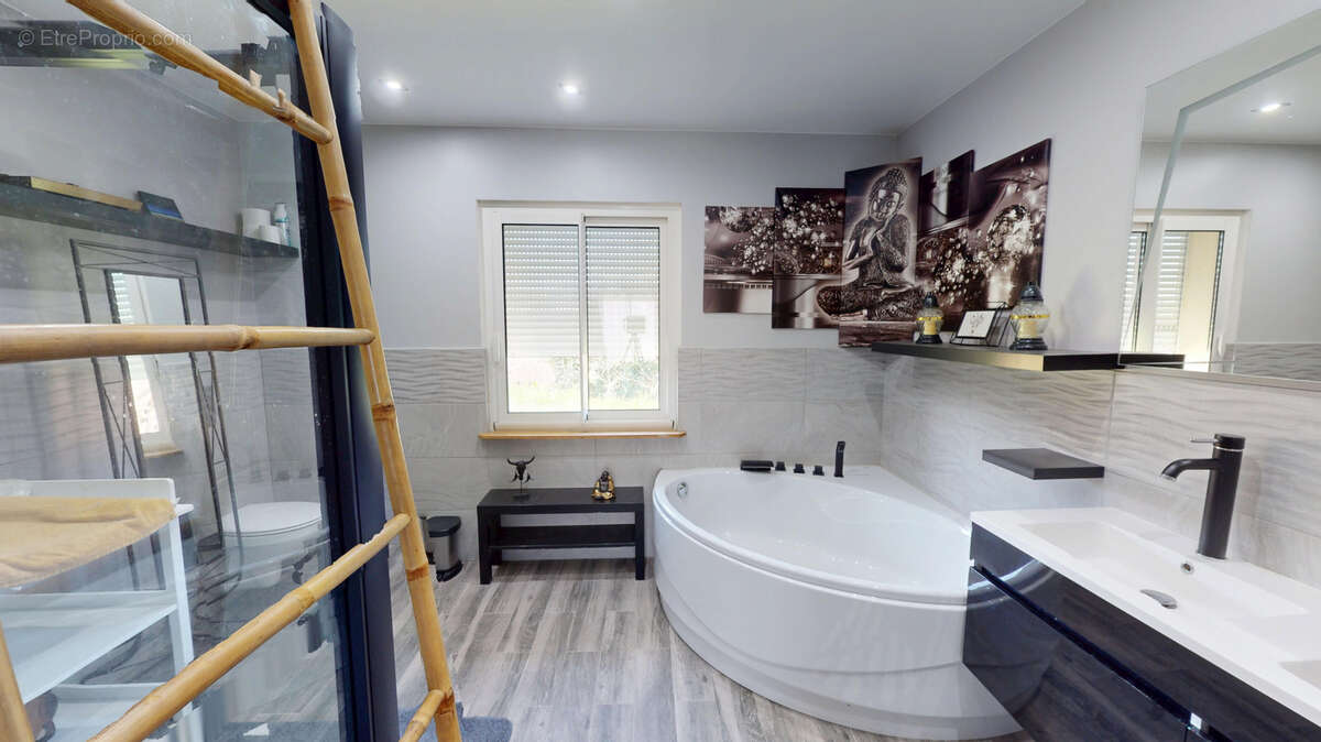Maison familiale de 145 m2 (255 m2 utiles) avec piscine   Terrain de 880 m2   Vernou-la-Celle-sur-Seine (77670 - photo 14
