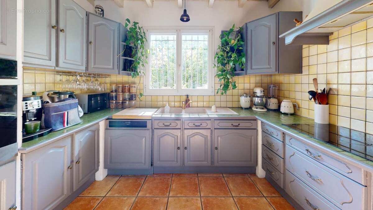 Maison à VILLELONGUE-DELS-MONTS