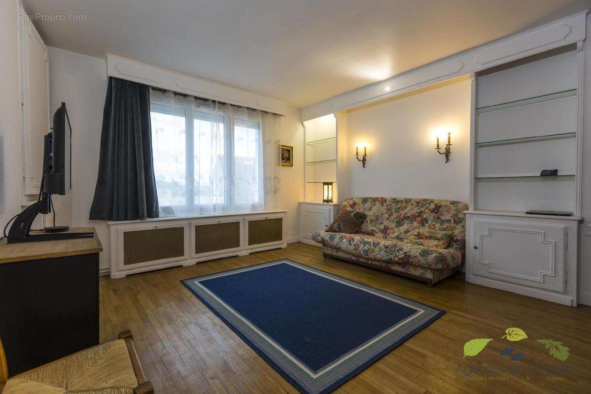 Maison à PIERRE-BUFFIERE
