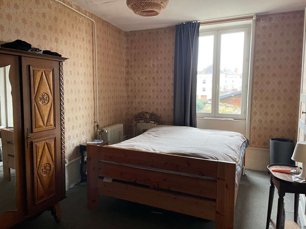 Maison à LA CLAYETTE