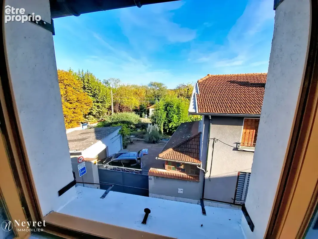 Opportunité à saisir,: T3 de 62m2 avec terrasse et rangement dans combles  dans une maison de village - photo 8