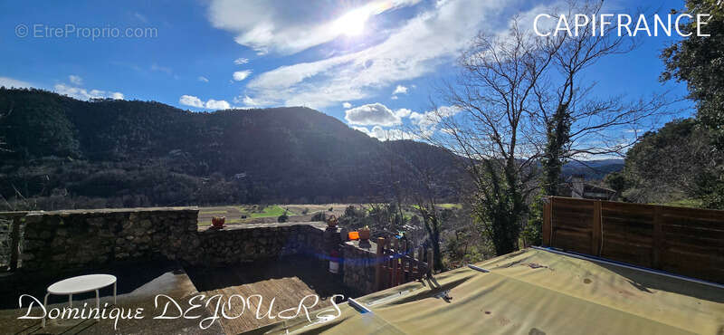Très Belle Maison en pierres dominant la Vallée de l'Eyrieux avec une vue splendide. 3 chambres, un grand séjour et une piscine - photo 52