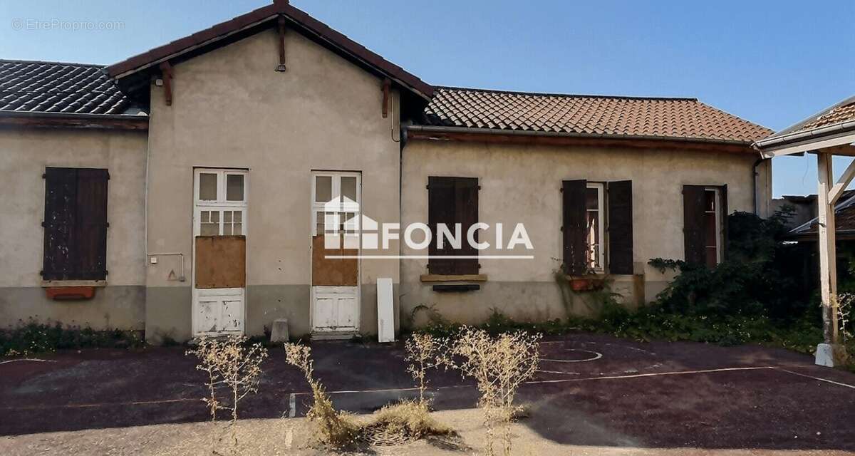 Maison à VILLE-SOUS-ANJOU