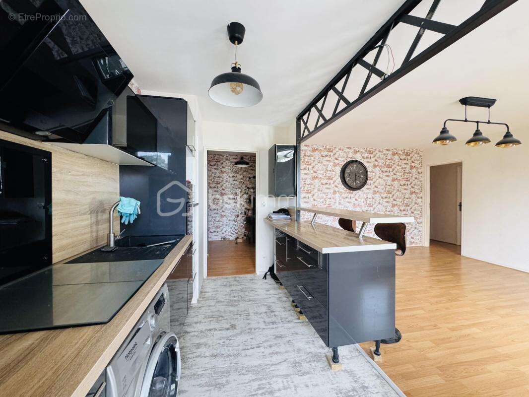 Appartement T3 lumineux avec balcon et garage en résidence sécurisée - photo 8