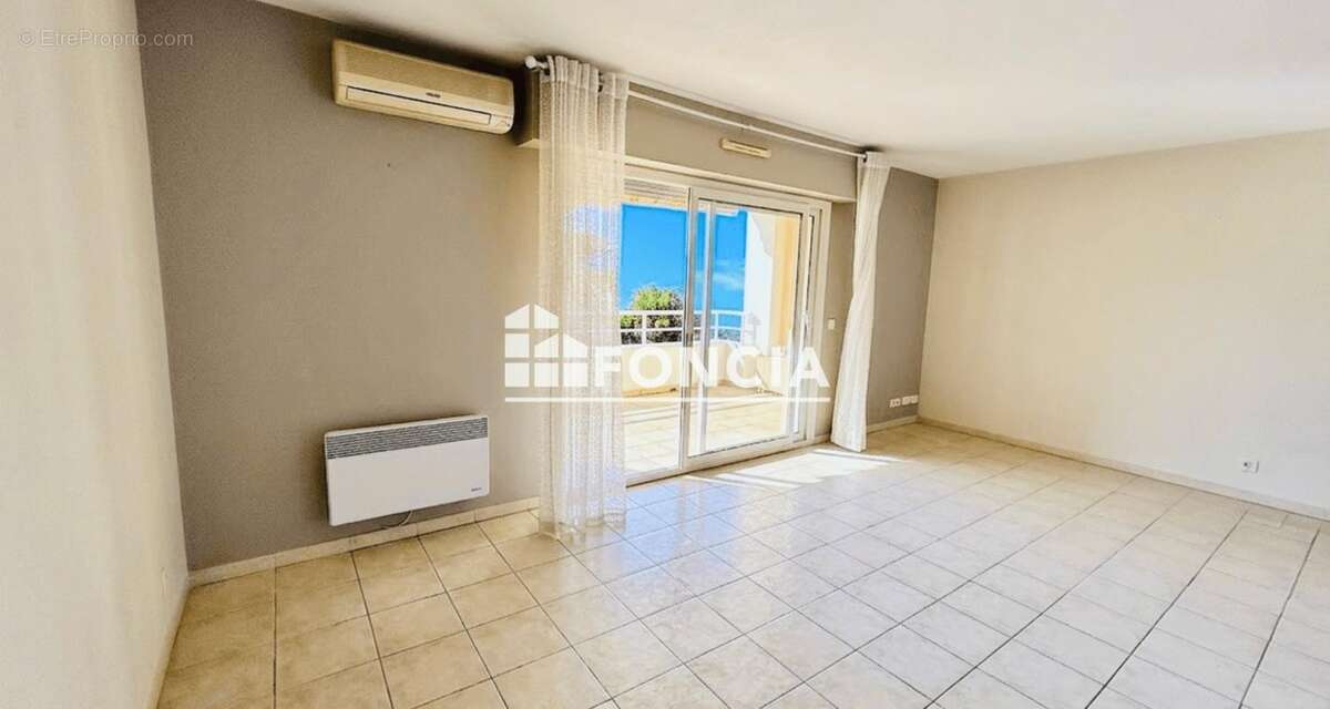 Appartement à SAINT-RAPHAEL