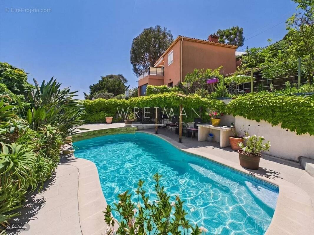 Appartement à VILLEFRANCHE-SUR-MER