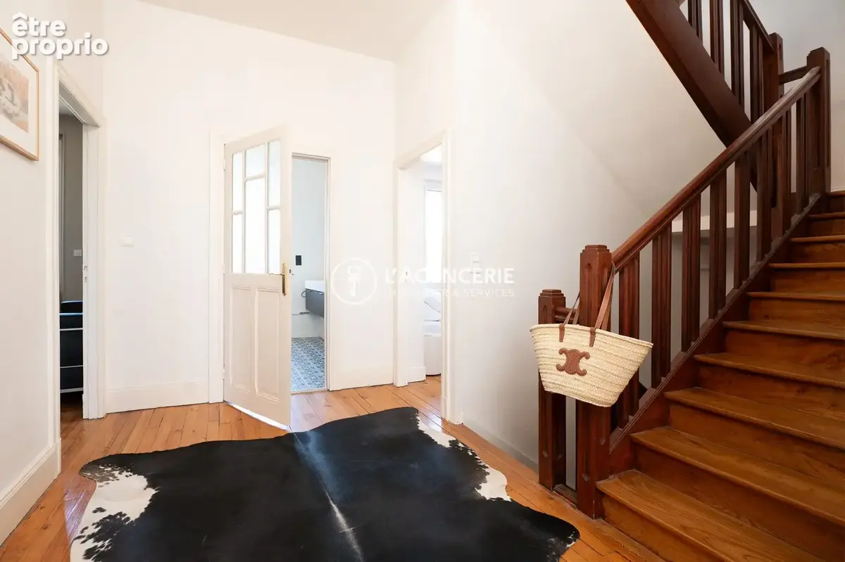 Maison 8 pièces 195 m² à vendre à Albi (81000) - photo 7