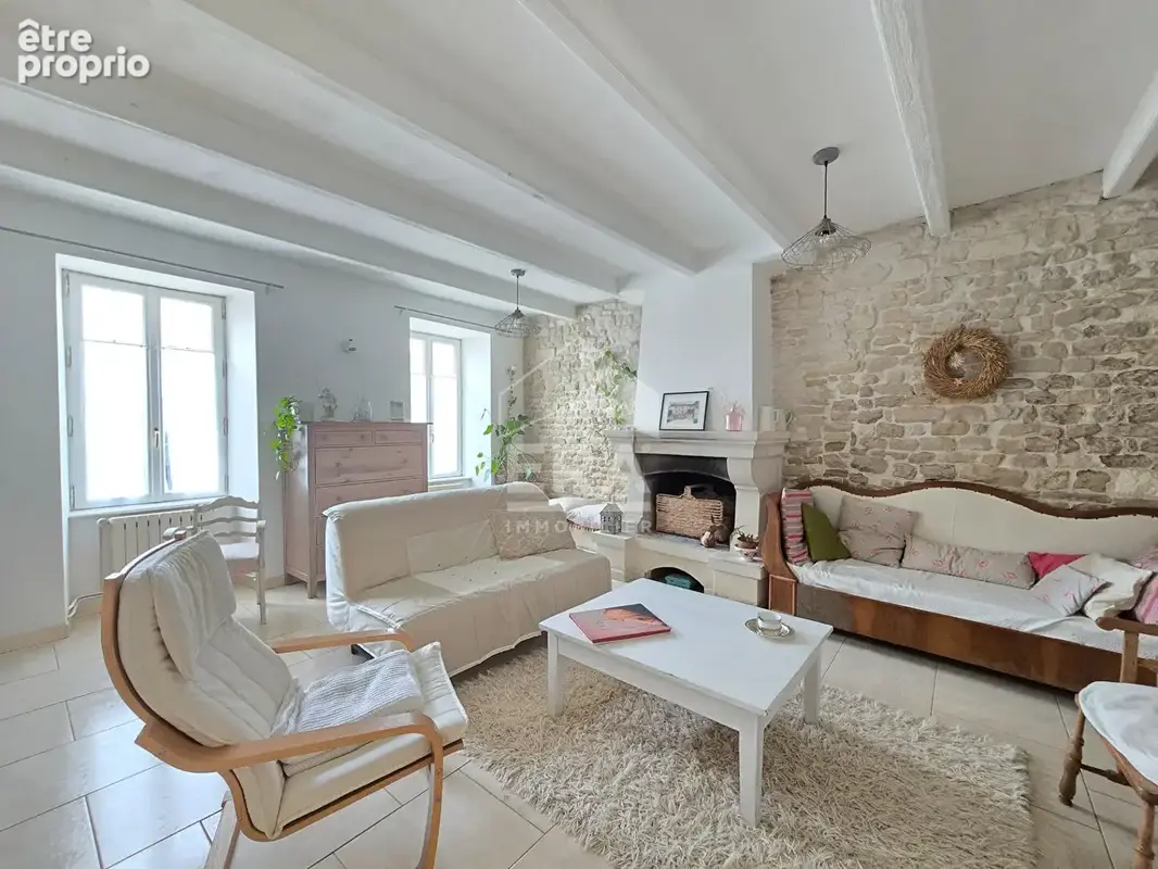 Maison à VERINES