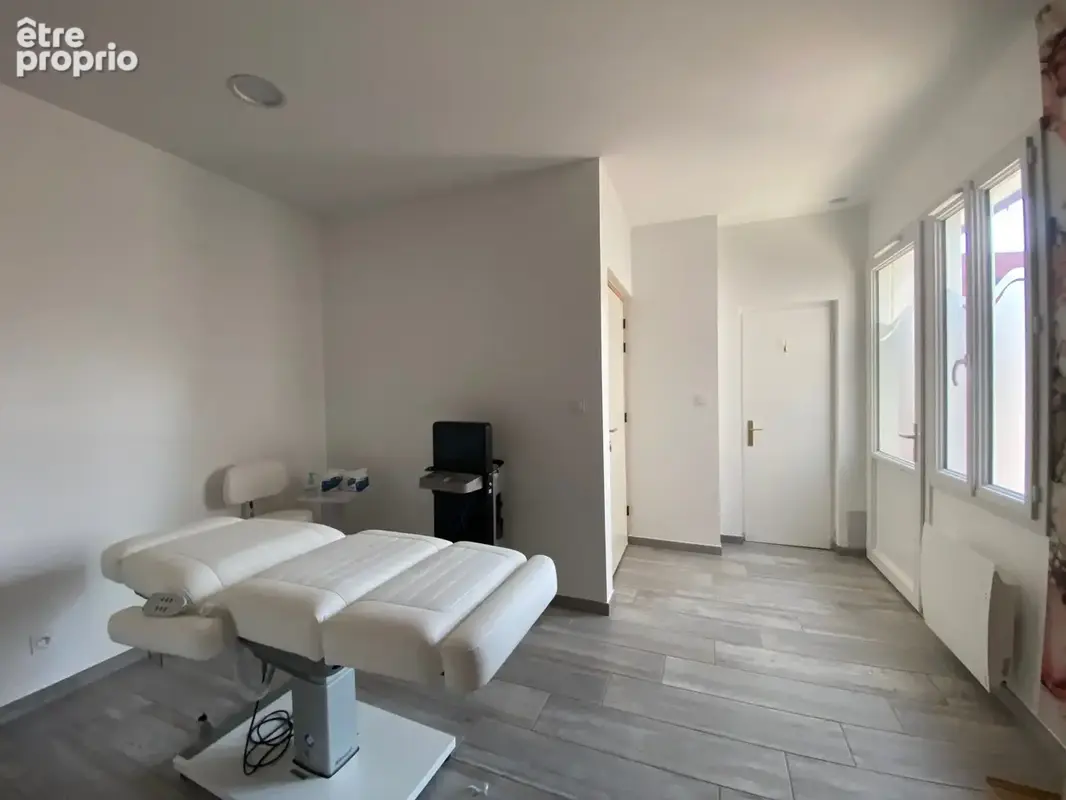 Appartement 50 m² à vendre à Ares (33740) - photo 2