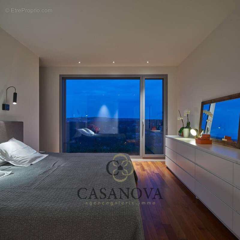 Maison à CASTELNAU-LE-LEZ