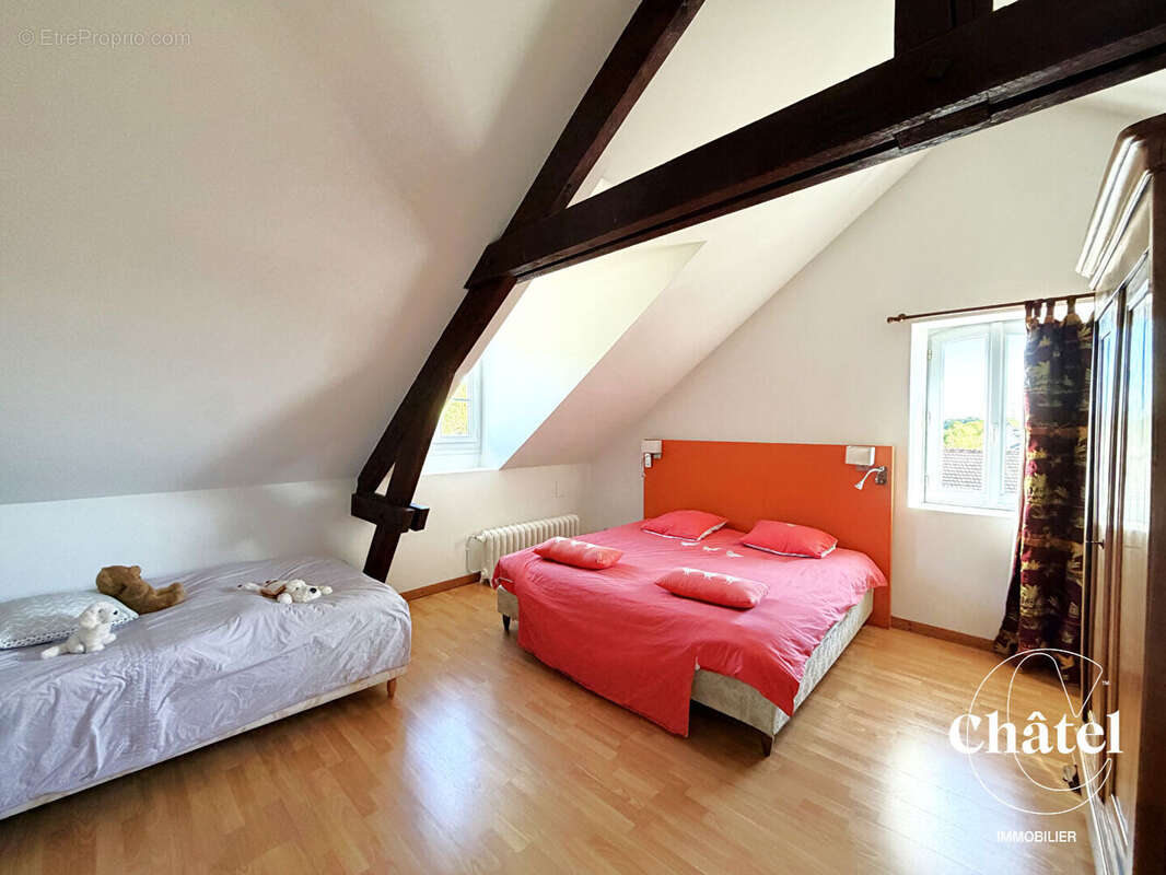 Proche SENLIS - Maison bourgeoise - photo 11