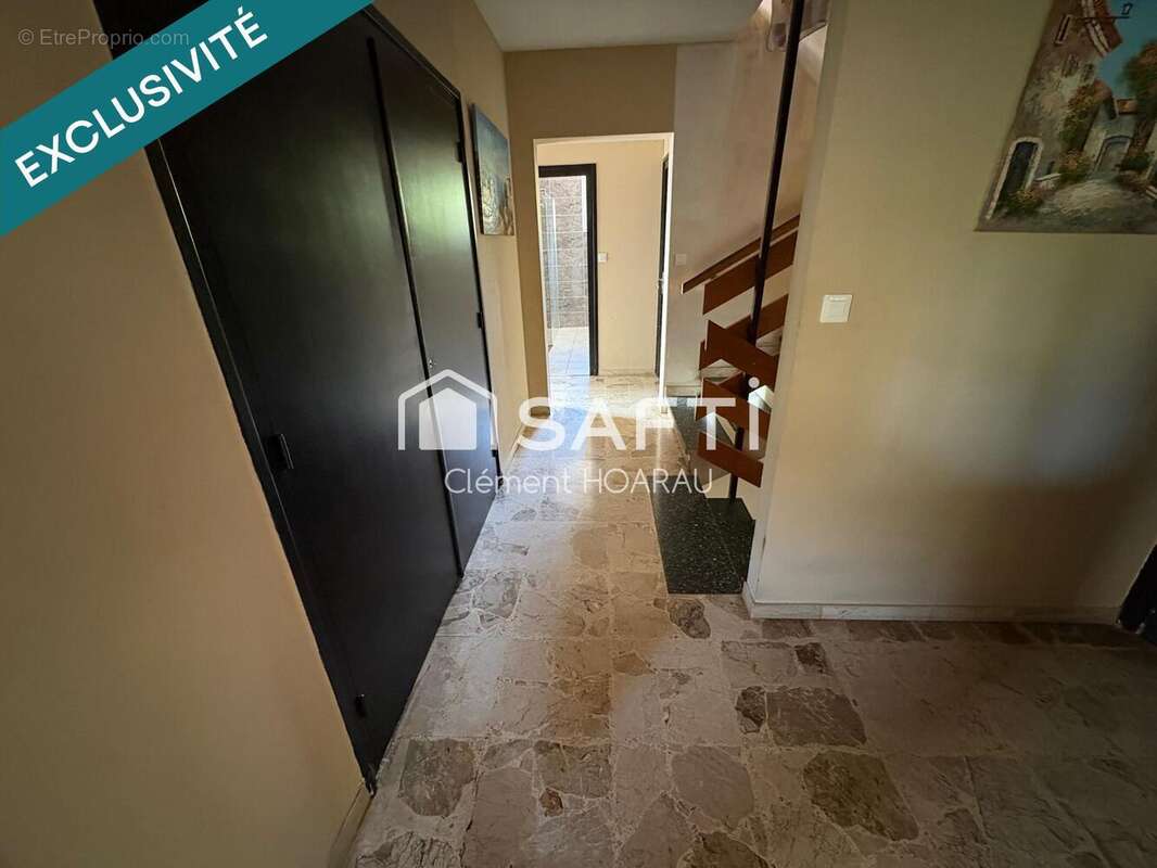 Photo 8 - Maison à NEUVILLE-SUR-AIN