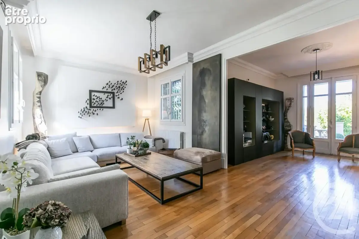 Maison 6 pièces 173 m² à vendre à Saint-Maur-Des-Fosses (94100) - photo 2
