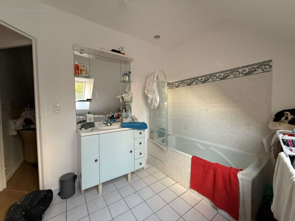 Maison à VERN-SUR-SEICHE