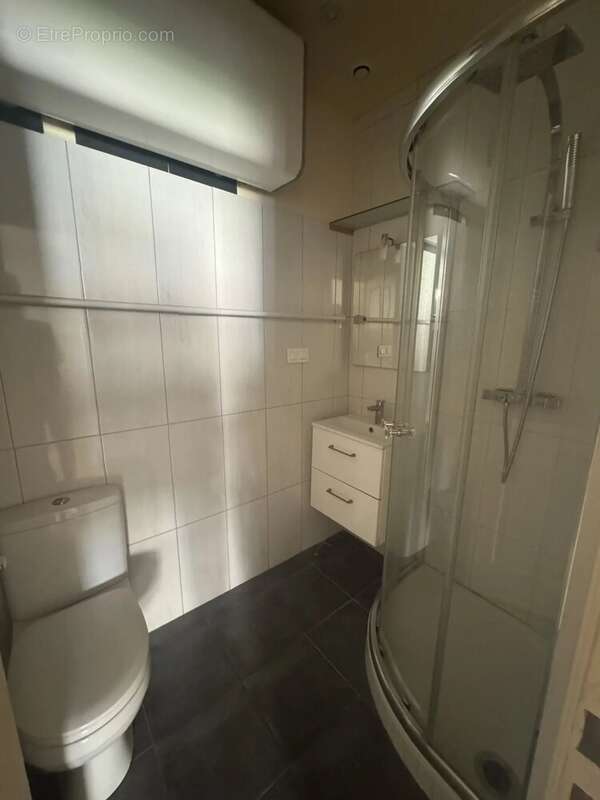 Appartement à PARIS-20E