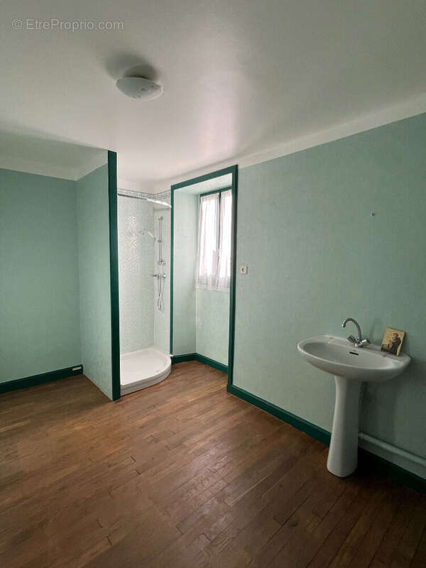 Maison à DONZENAC