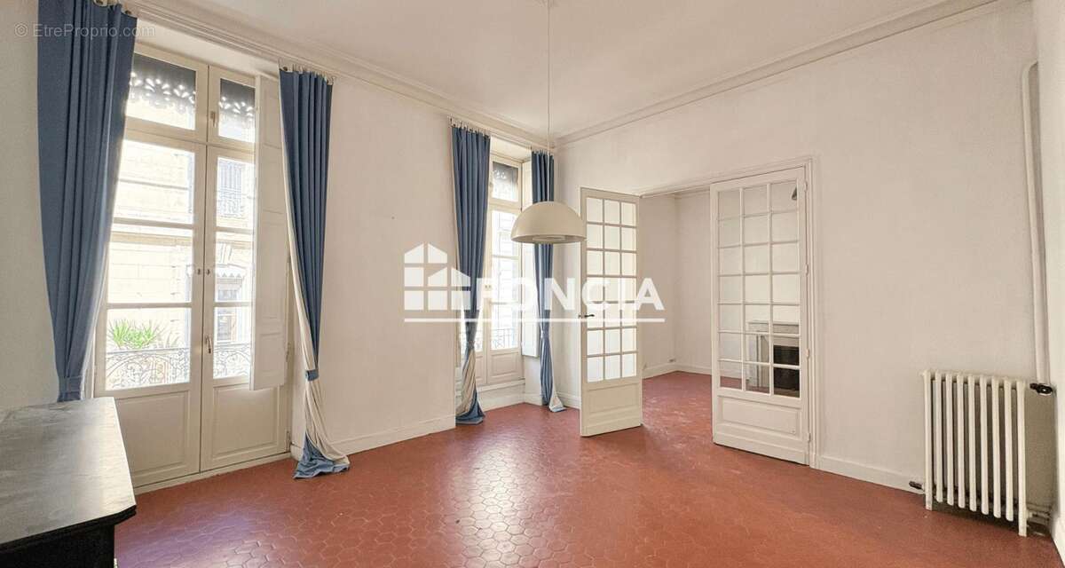 Appartement à NIMES