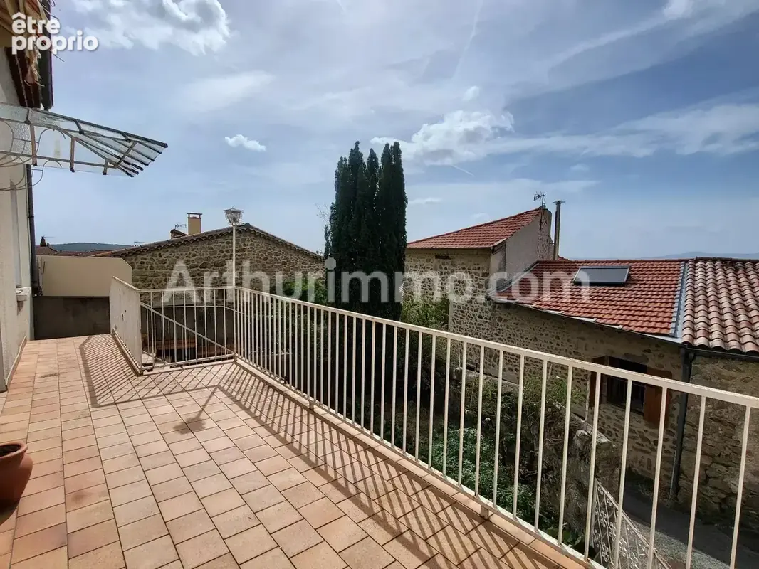 Vente Maison Saint-clair(07430) 180 000ï¿œ - photo 2
