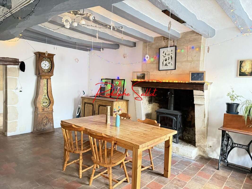 Maison à MARTIZAY
