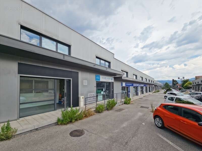 SARROLA CARCOPINO (20) locaux commerciaux- bureaux secteur Baléone - photo 11