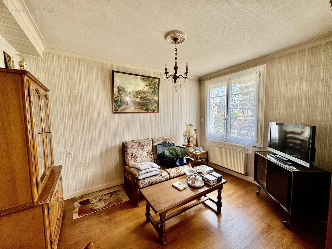 Appartement à BOURGOIN-JALLIEU