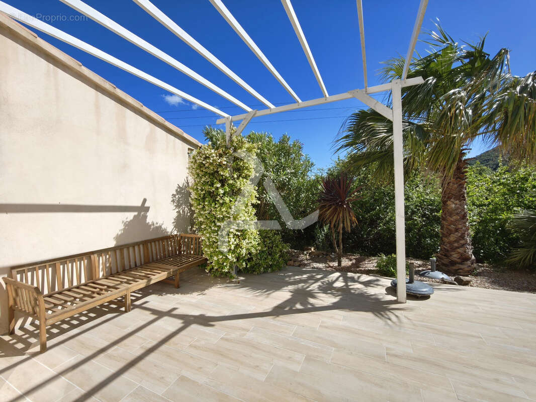 Maison à PORTO-VECCHIO