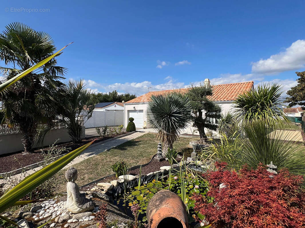 Maison à LONGEVILLE-SUR-MER