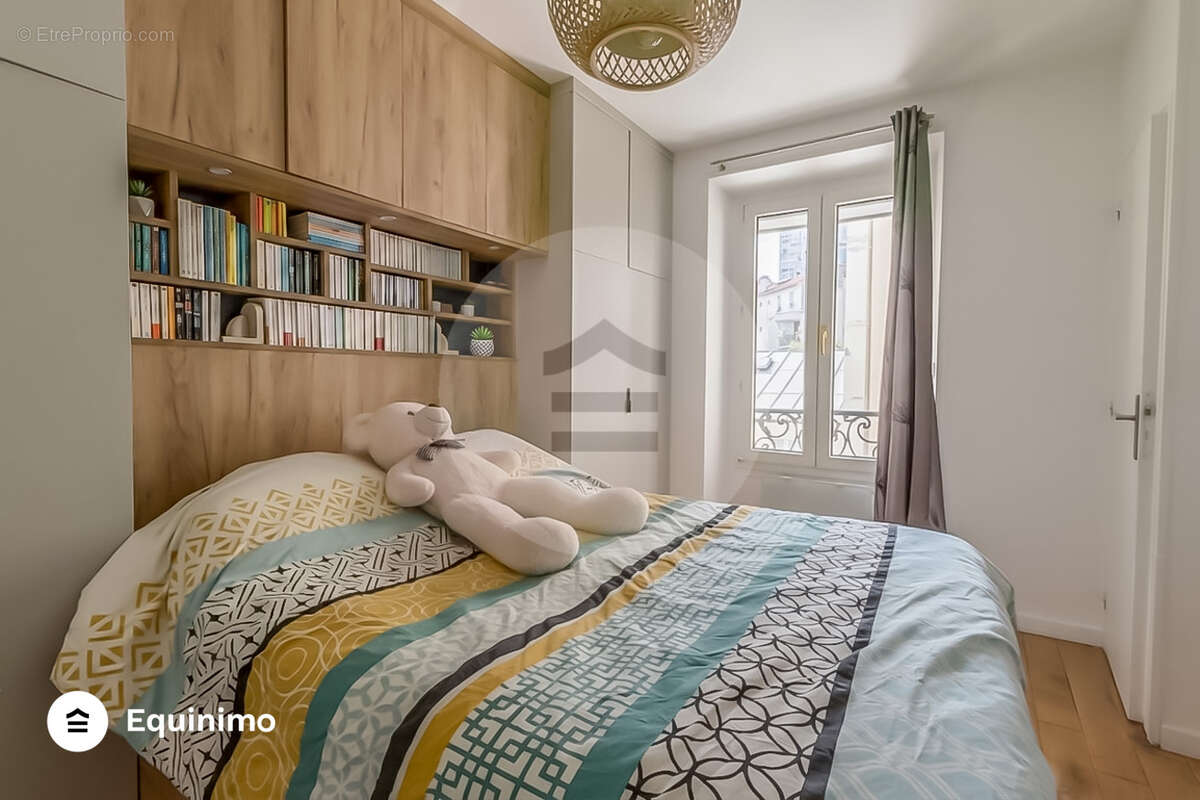 Appartement à PARIS-15E