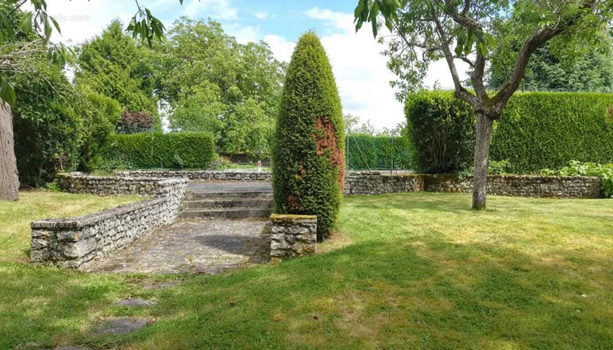 Maison de 8 pièces de 235 m² à Dammartin-en-Serve - photo 22