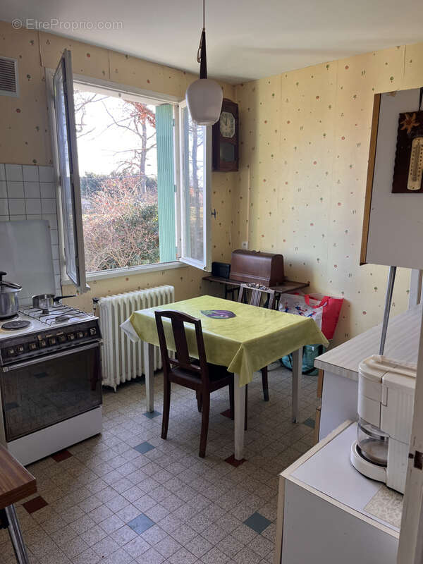 Maison à YZEURE
