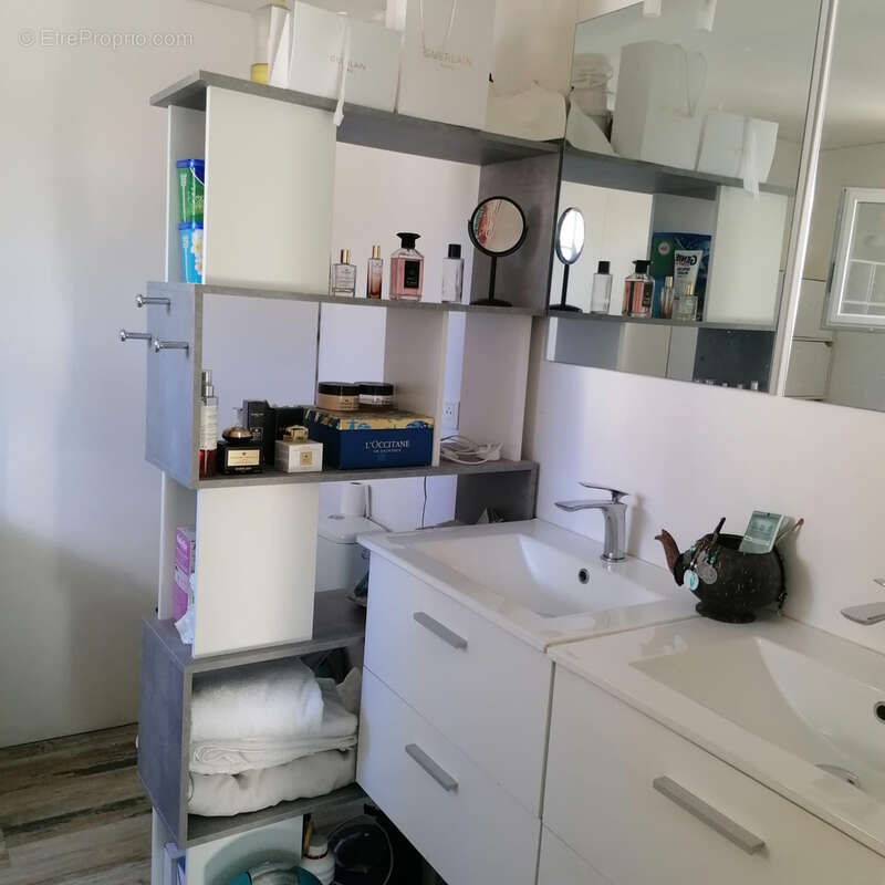 Maison à CAPESTERRE-BELLE-EAU