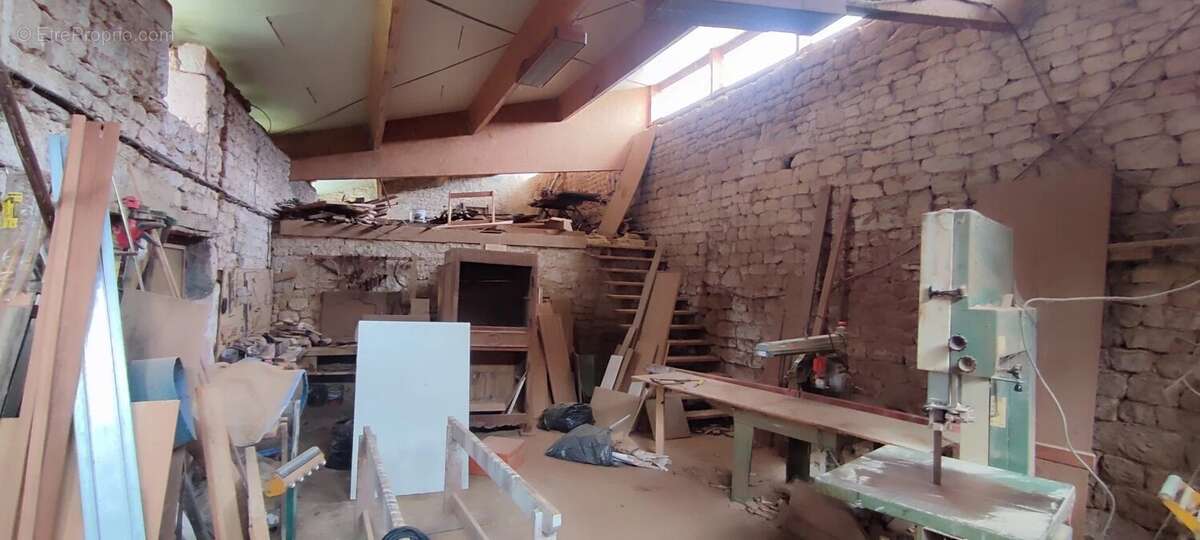 Maison Charentaise à rénover avec plusieurs dépendances et un grand jardin - photo 20