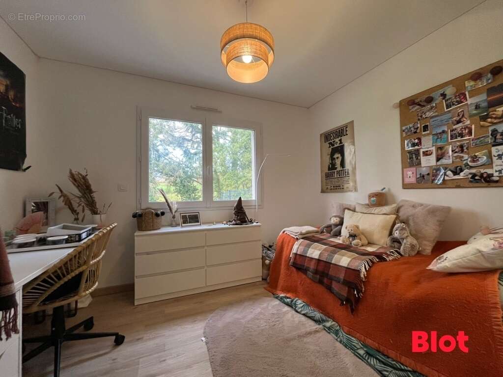 Maison à LE SEL-DE-BRETAGNE