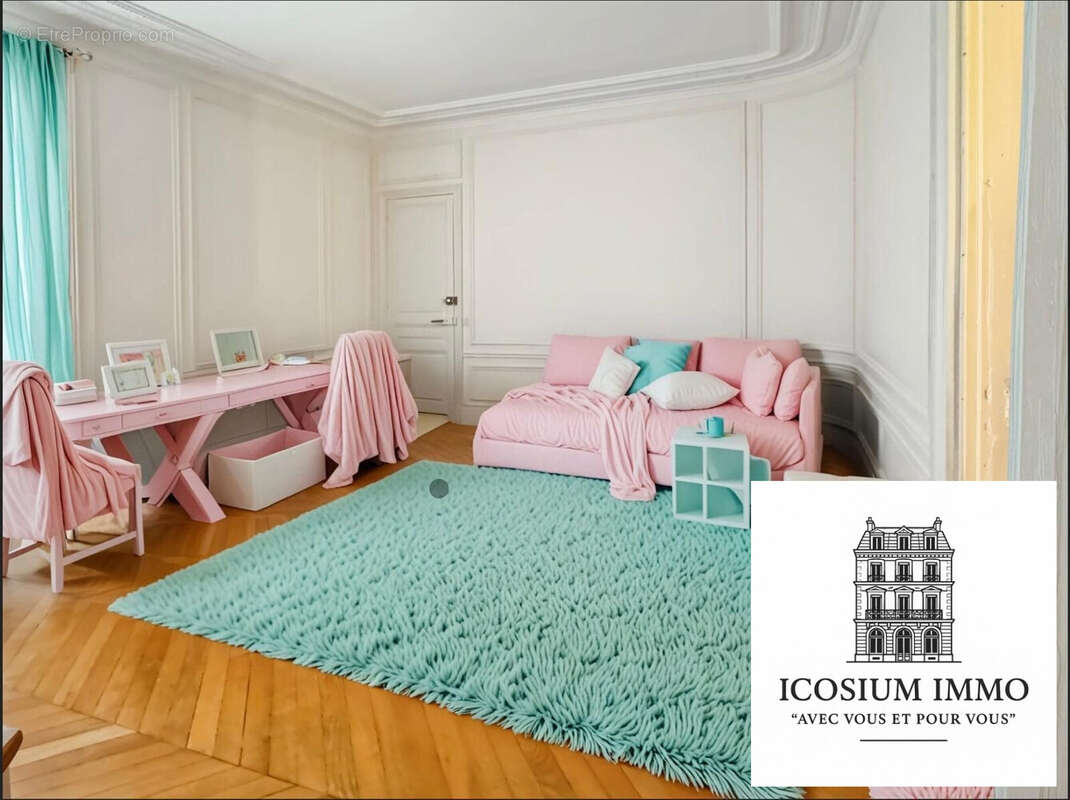 Appartement à PARIS-17E