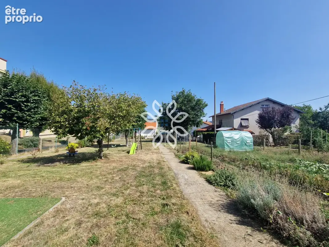 Maison familiale avec jardin, terrasse et garage Sainte Florine - photo 18