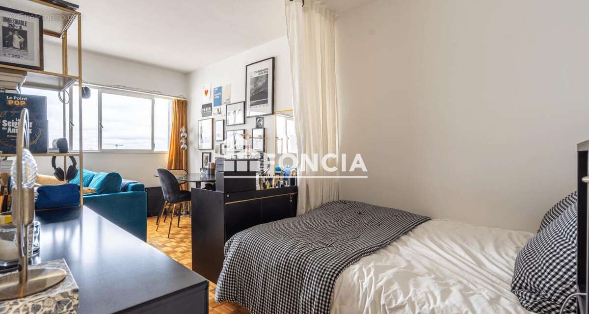 Appartement à PARIS-12E