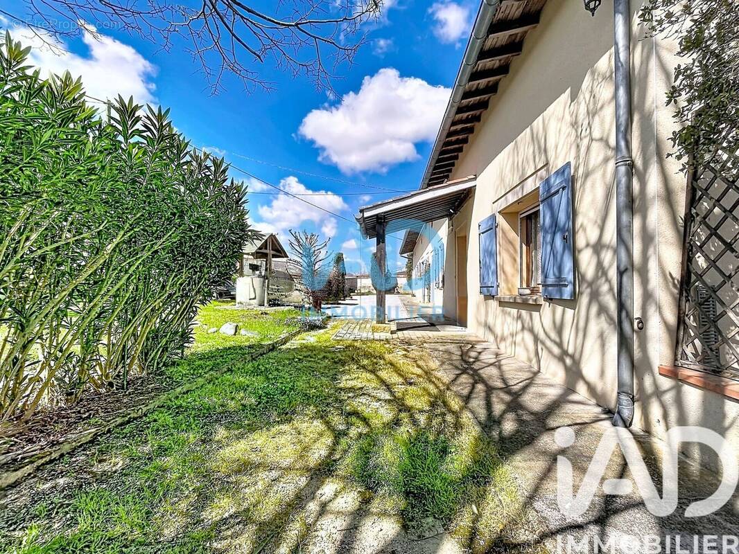 Photo 1 - Maison à SAINT-LYS