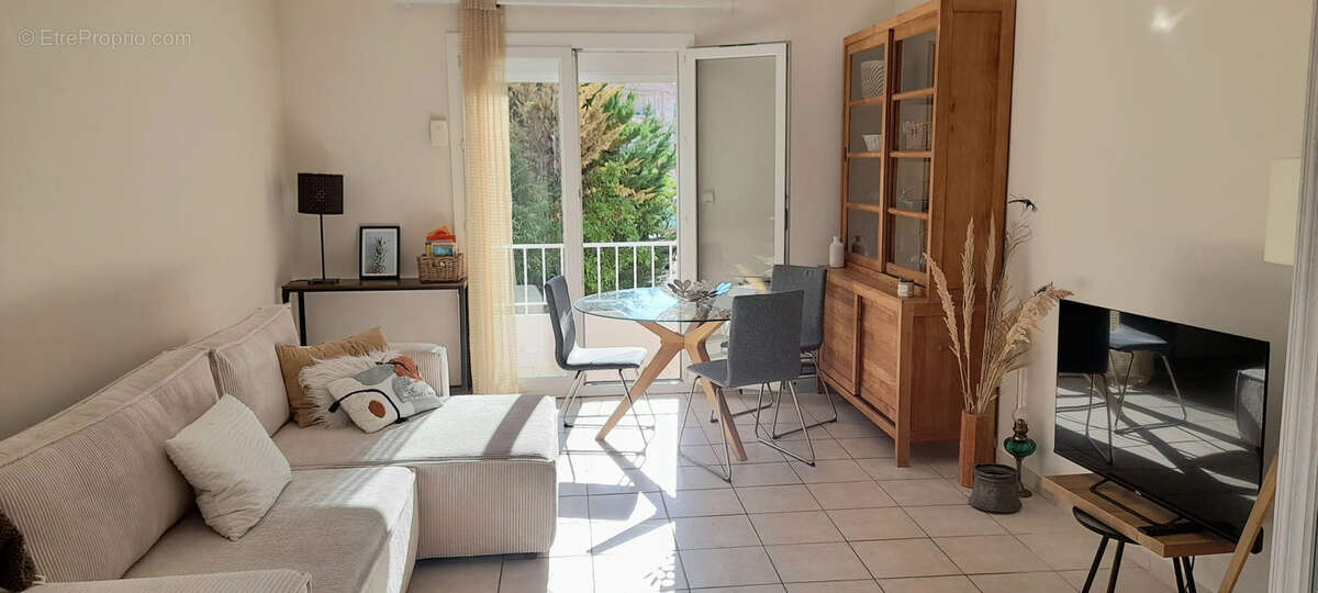 Appartement à SIX-FOURS-LES-PLAGES