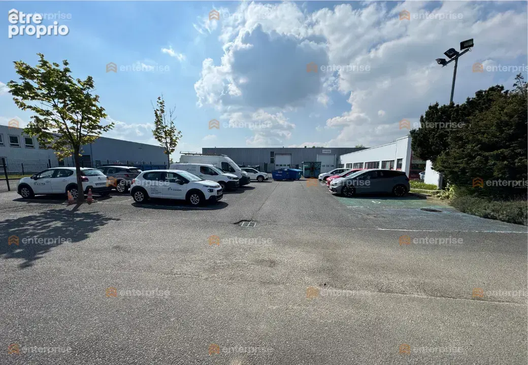 A vendre/investir - batiment d'activites - 3000m2 - avelin - - photo 3