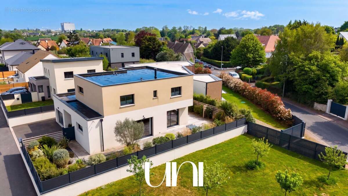 Maison à SAINT-CONTEST