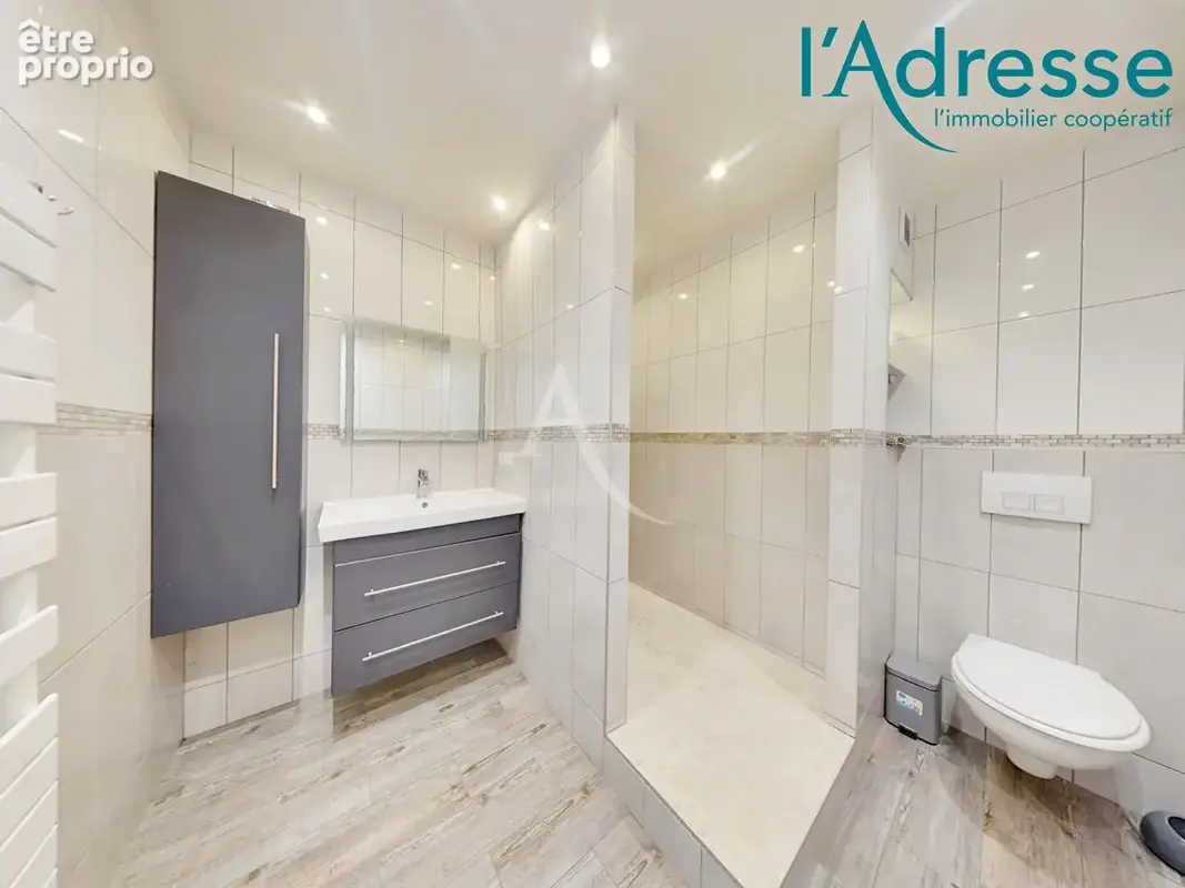 Appartement  Duplex - souplex Champs Sur Marne 5 pièce(s) 105 m2 - photo 10