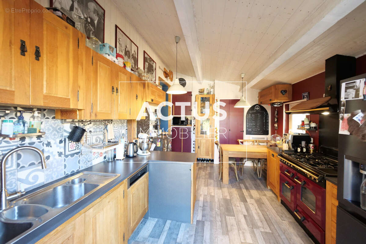 Maison à SALON-DE-PROVENCE