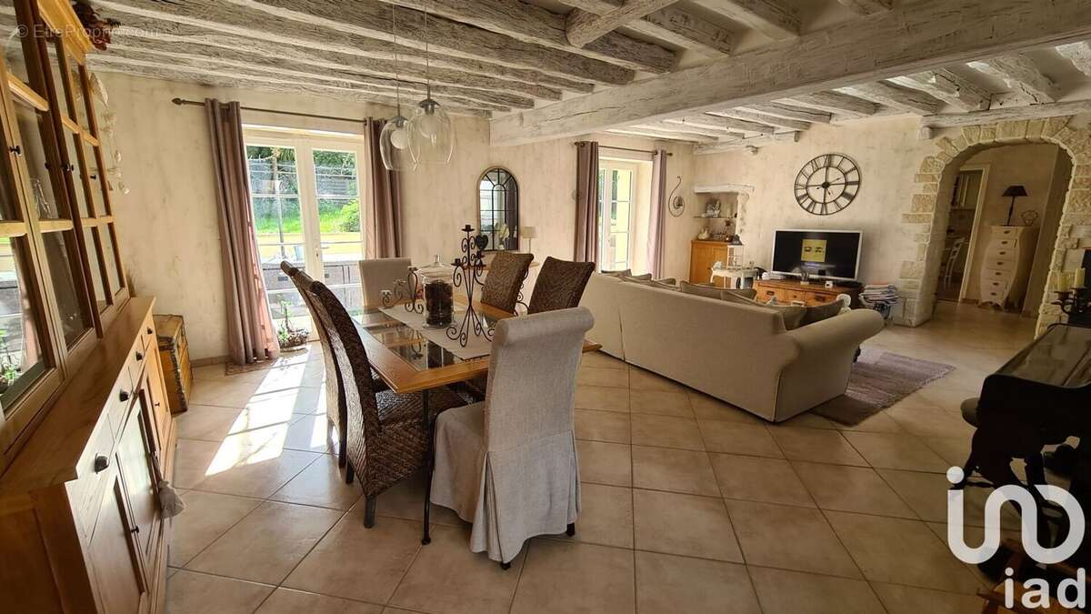 Photo 8 - Maison à FONTENAY-LES-BRIIS