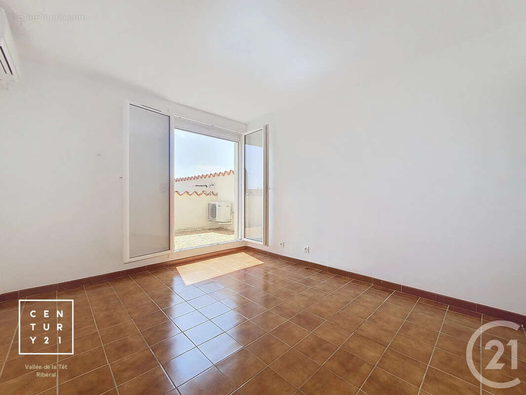 Maison à SAINT-ESTEVE