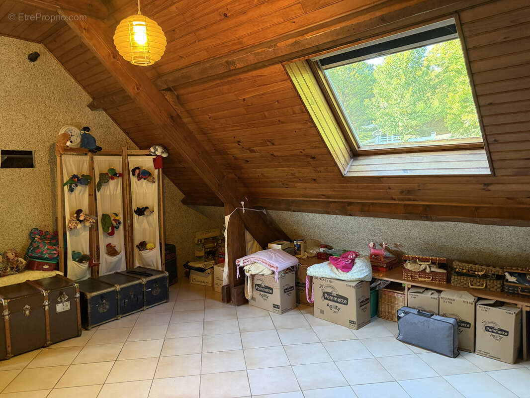 Maison à LE MEE-SUR-SEINE