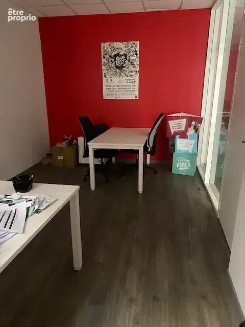 BORDEAUX CENTRE – Local commercial 63 m² - photo 2