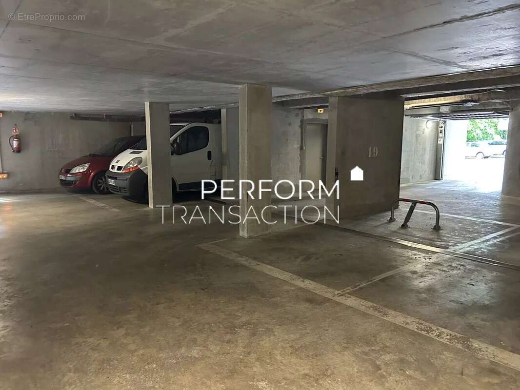 Parking à GRENOBLE