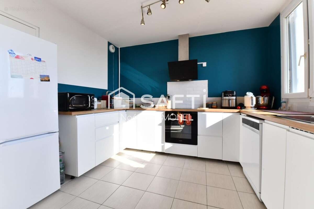 Appartement 66 m² à Chilly-Mazarin  - photo 4
