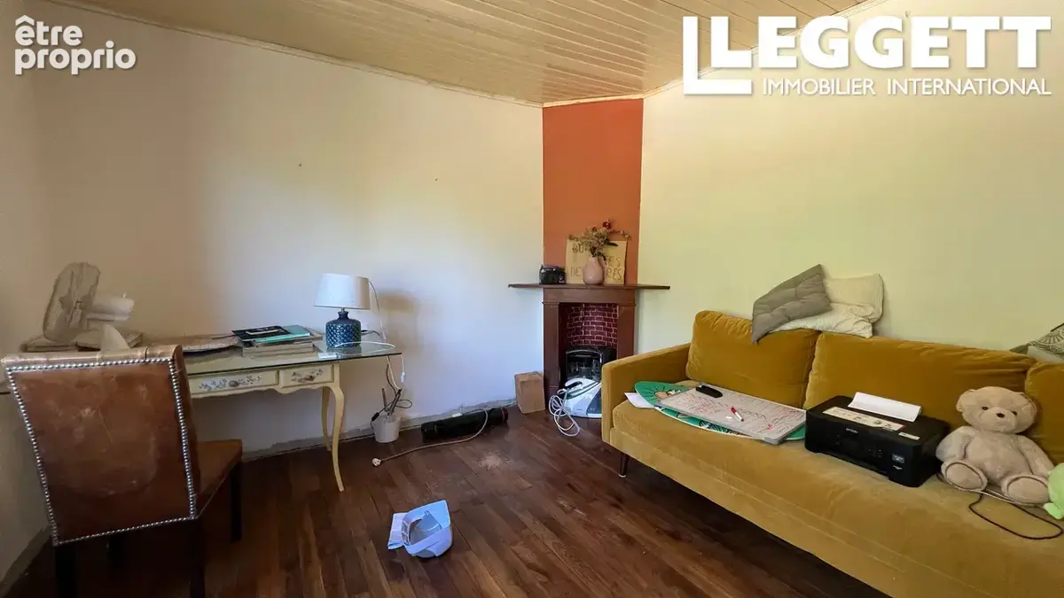 Propriété rurale avec maison de 2 chambres à moderniser, équipée de double vitrage neuf, de panneaux solaires - photo 9