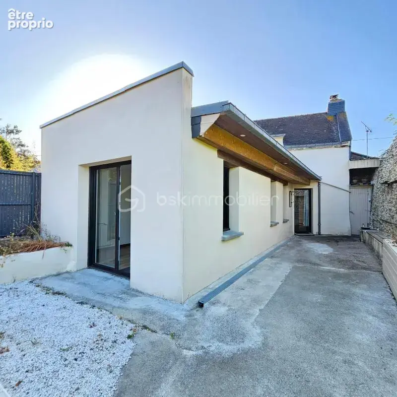 Maison à LE TOUR-DU-PARC